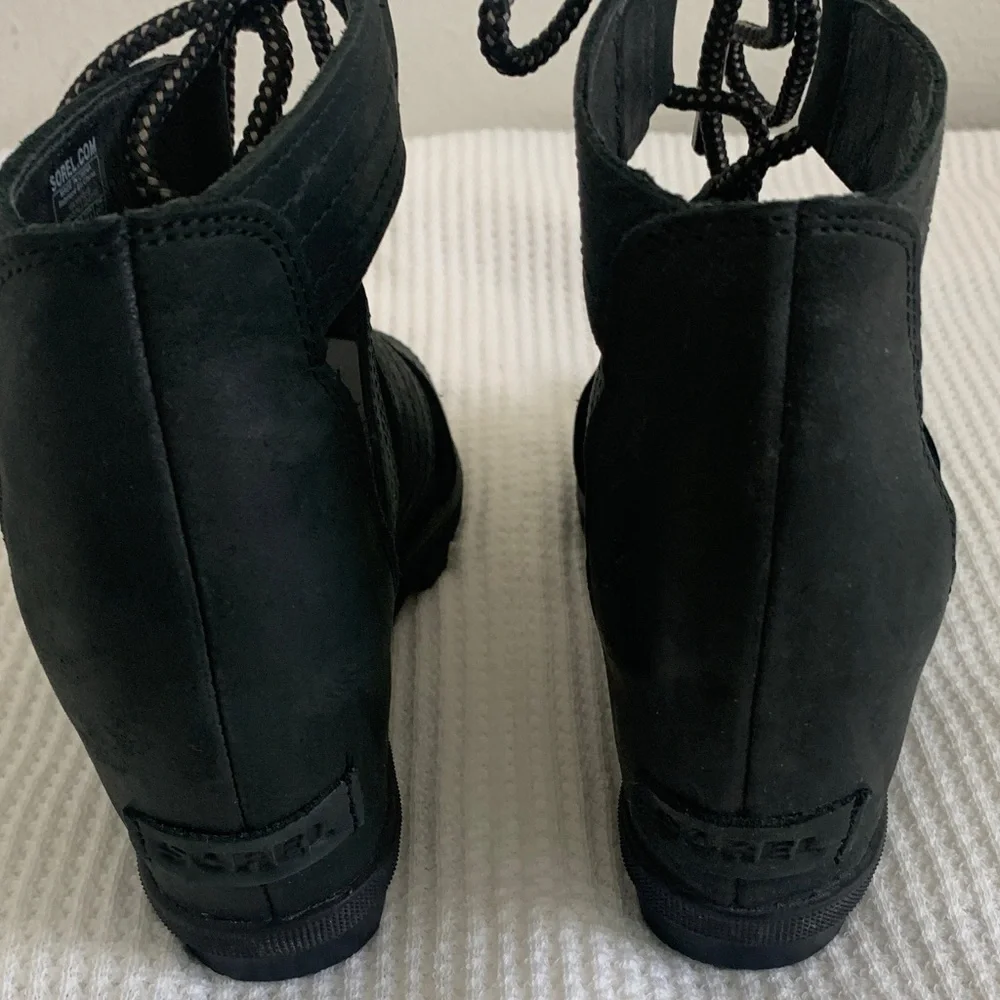 Sorel Women's Black Joanie Strappy Sandals. - Picture 5 of 9